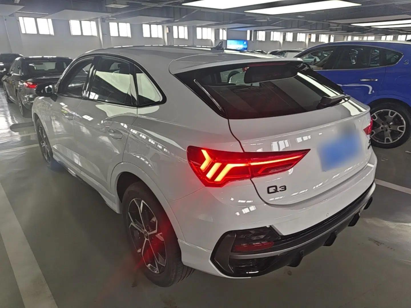 Audi Q3 Sportback 2024 40 TFSI Fashion Version — миниатюра 13