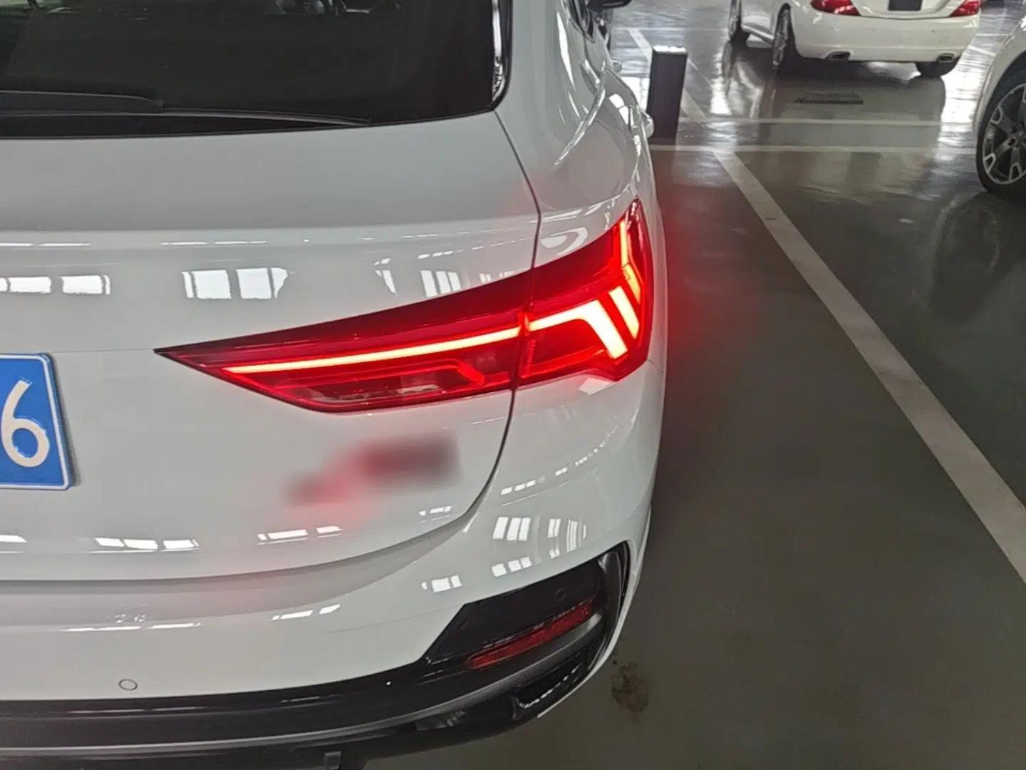 Audi Q3 Sportback 2024 40 TFSI Fashion Version — миниатюра 14