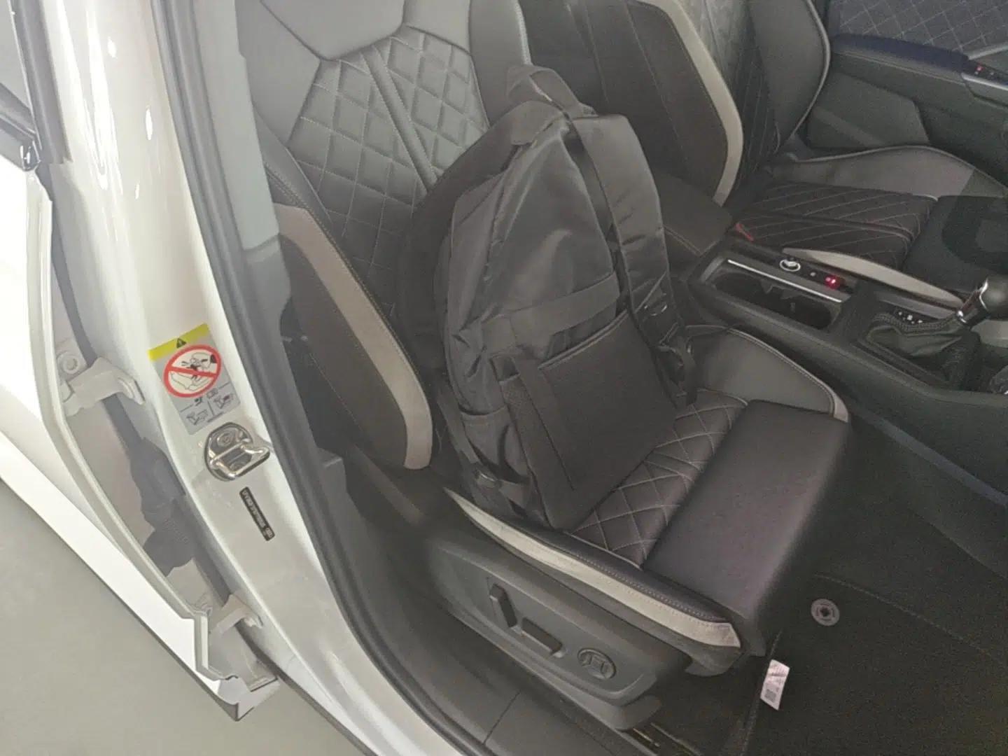 Audi Q3 Sportback 2024 40 TFSI Fashion Version — миниатюра 24