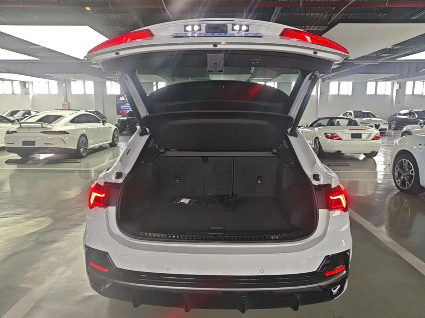 Audi Q3 Sportback 2024 40 TFSI Fashion Version — миниатюра 27