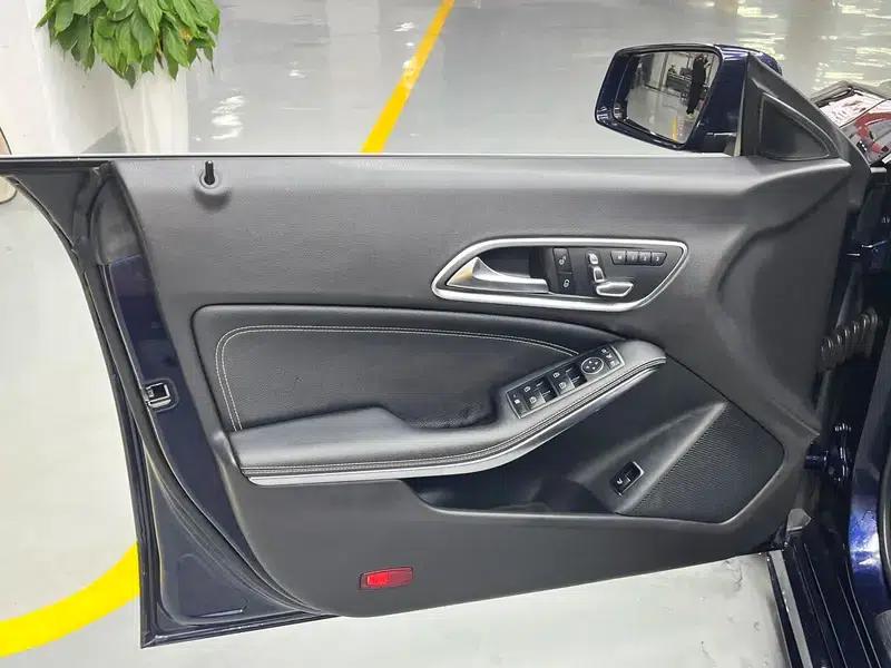 Mercedes-Benz CLA (Imported) 2018 CLA 200 Fashion Edition — миниатюра 16