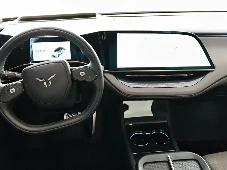 Hongqi EH7 2025 640 AWD Smart Selection Edition — миниатюра 12