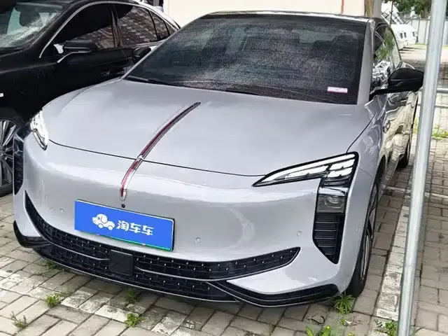 Hongqi EH7 2025 640 AWD Smart Selection Edition