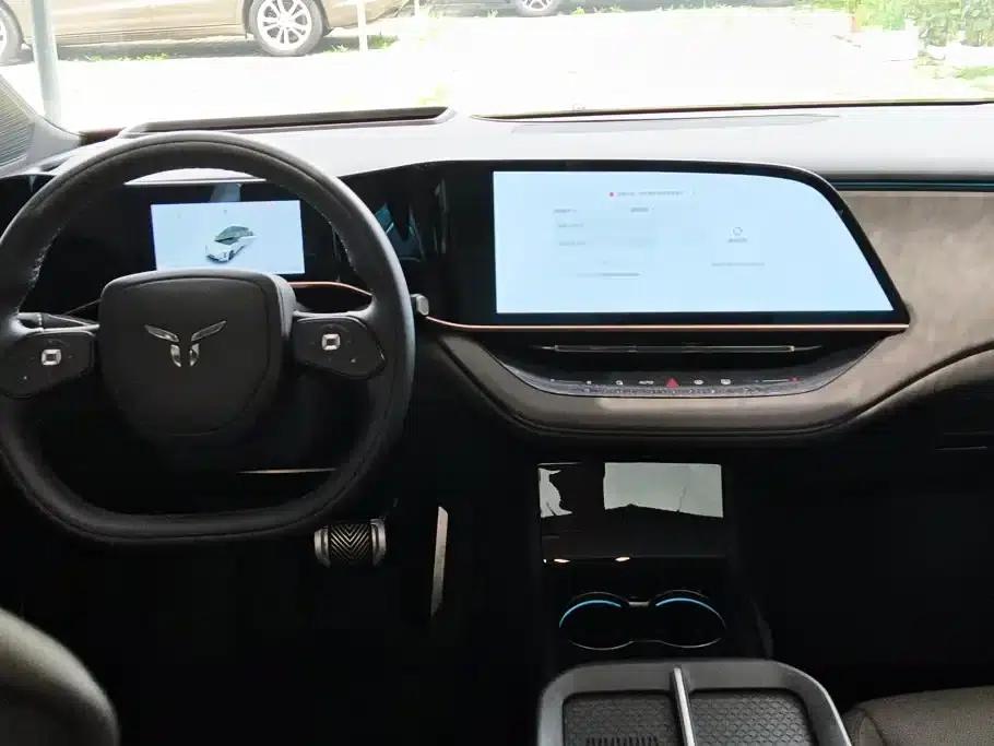 Hongqi EH7 2025 640 AWD Smart Selection Edition — миниатюра 12