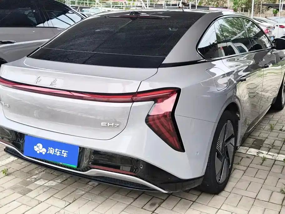 Hongqi EH7 2025 640 AWD Smart Selection Edition — миниатюра 3