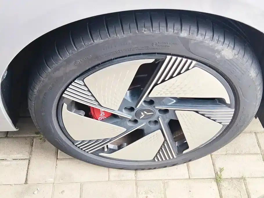 Hongqi EH7 2025 640 AWD Smart Selection Edition — миниатюра 6