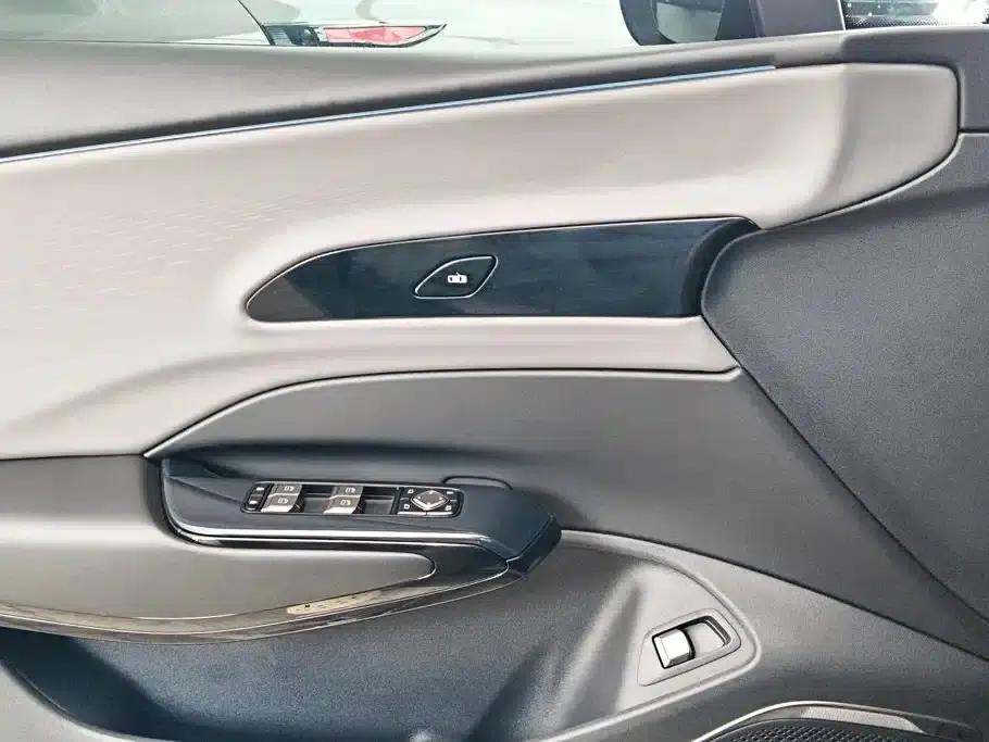 Hongqi EH7 2025 640 AWD Smart Selection Edition — миниатюра 7