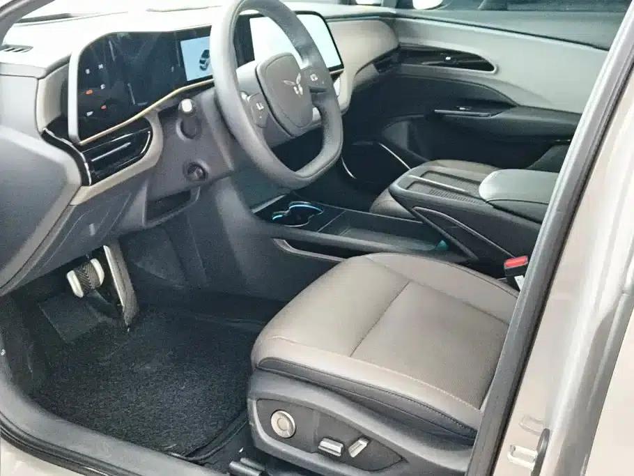 Hongqi EH7 2025 640 AWD Smart Selection Edition — миниатюра 9