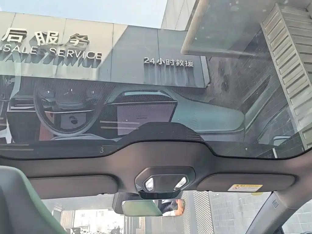 Hongqi EH7 2025 Model 690 Smart Selection Edition — миниатюра 18