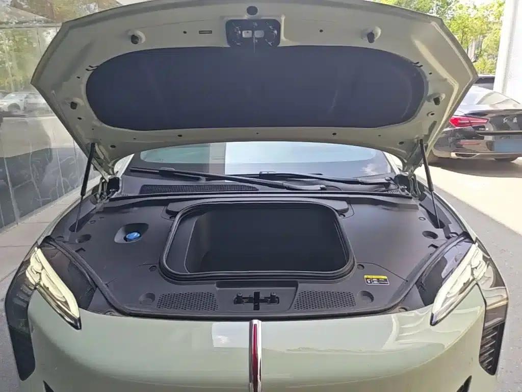 Hongqi EH7 2025 Model 690 Smart Selection Edition — миниатюра 20