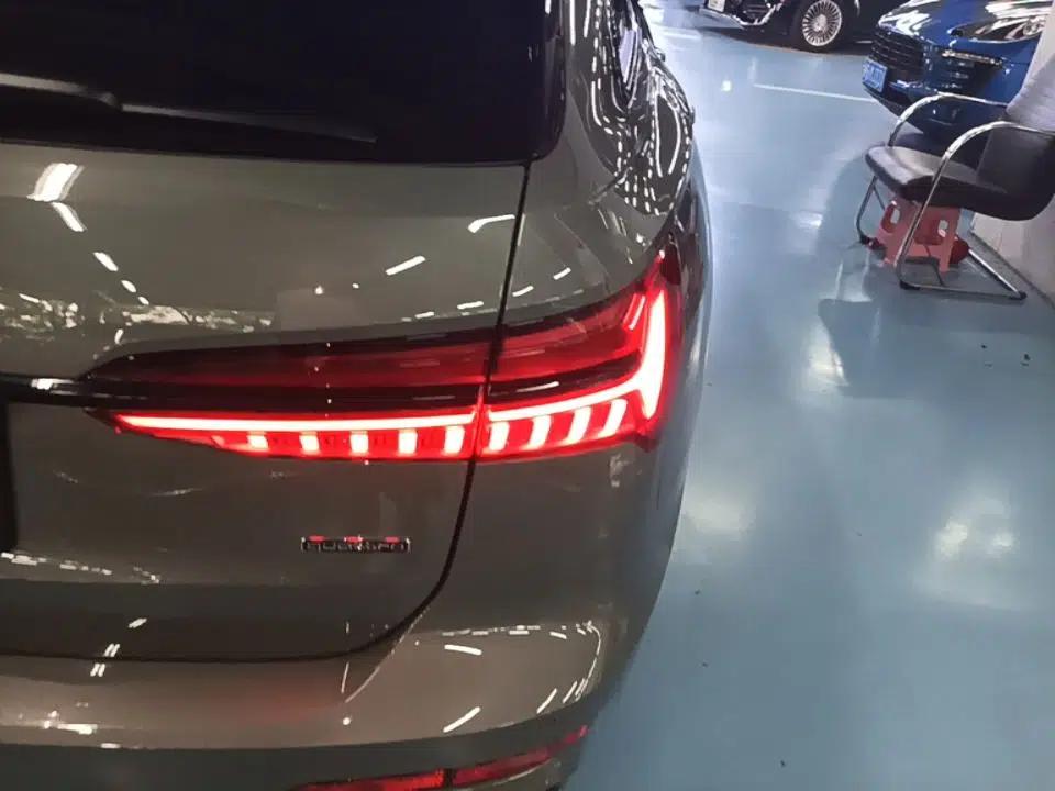 Audi A6 2024 Avant Futurist 45 TFSI Prestige Dynamic Edition — миниатюра 9