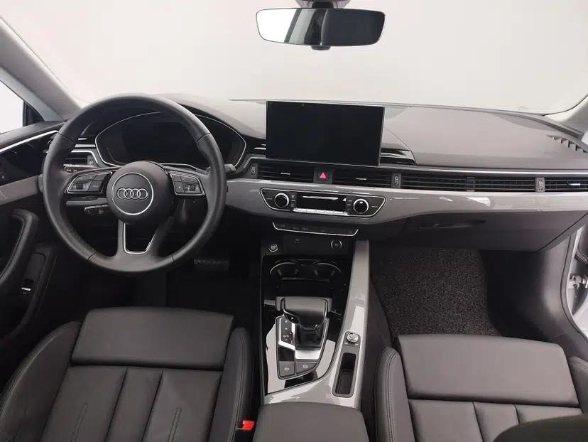 Audi A5 2023 Coupe 40 TFSI Fashionable and Dynamic Model — миниатюра 24