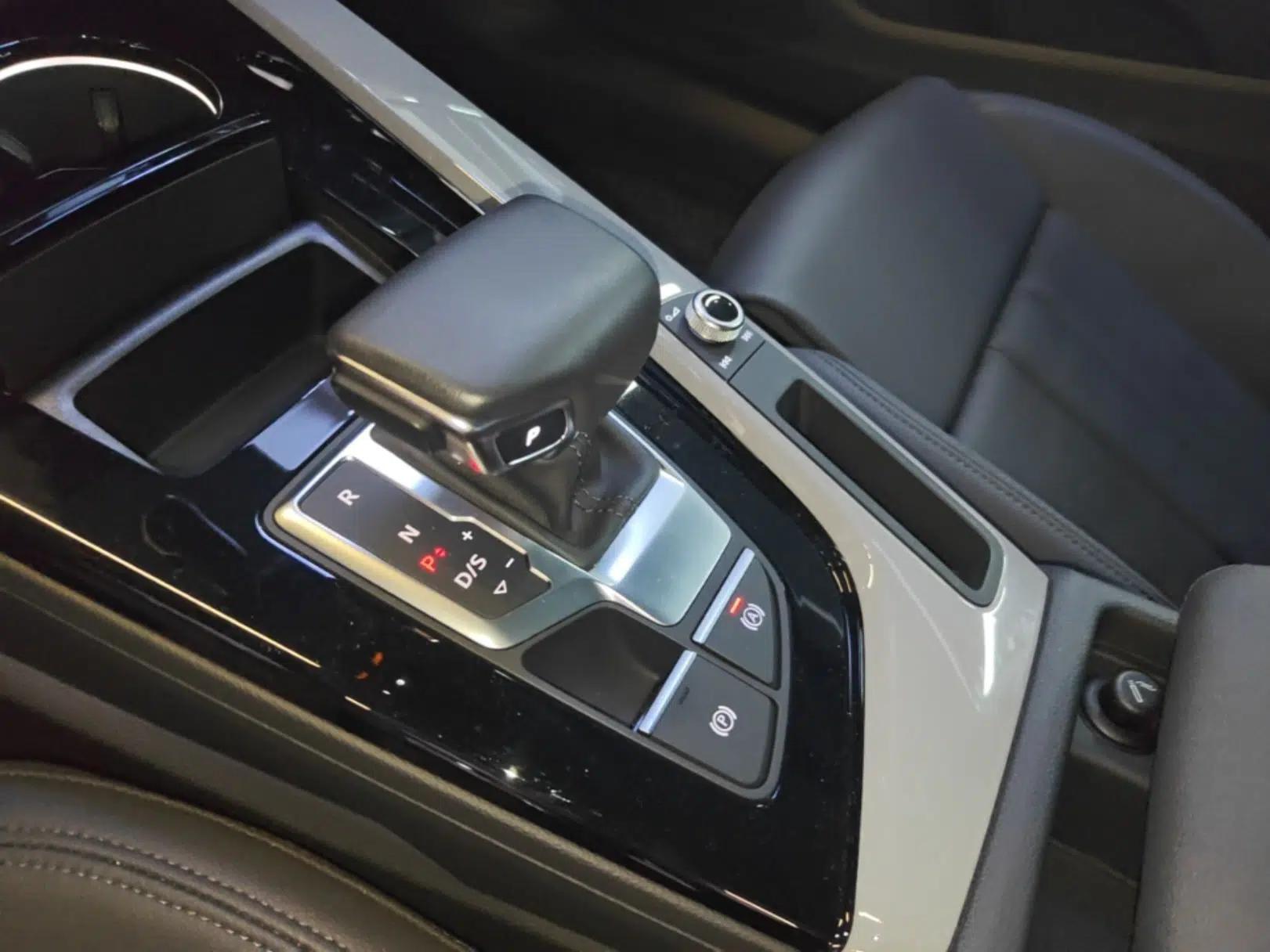 Audi A5 2023 Coupe 40 TFSI Fashionable and Dynamic Model — миниатюра 25