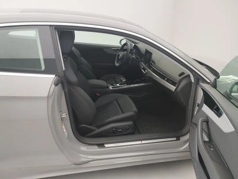 Audi A5 2023 Coupe 40 TFSI Fashionable and Dynamic Model — миниатюра 28