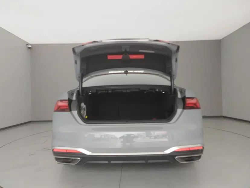 Audi A5 2023 Coupe 40 TFSI Fashionable and Dynamic Model — миниатюра 31