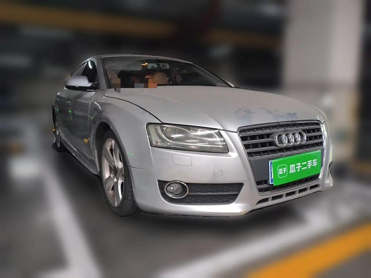 Audi A5 2010 2.0TFSI Sportback Comfort Model — миниатюра 3