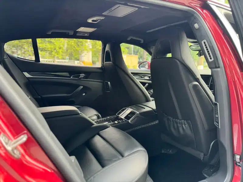 Panamera 2014 Panamera 4S Executive 3.0T — миниатюра 18