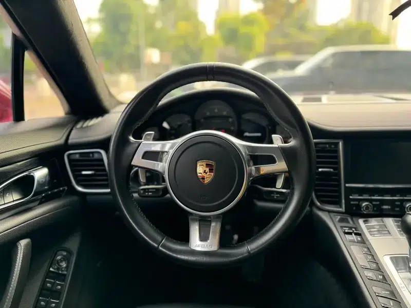 Panamera 2014 Panamera 4S Executive 3.0T — миниатюра 10