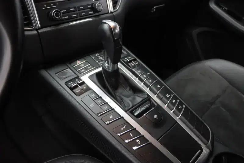 2017 Macan 2.0T — миниатюра 14