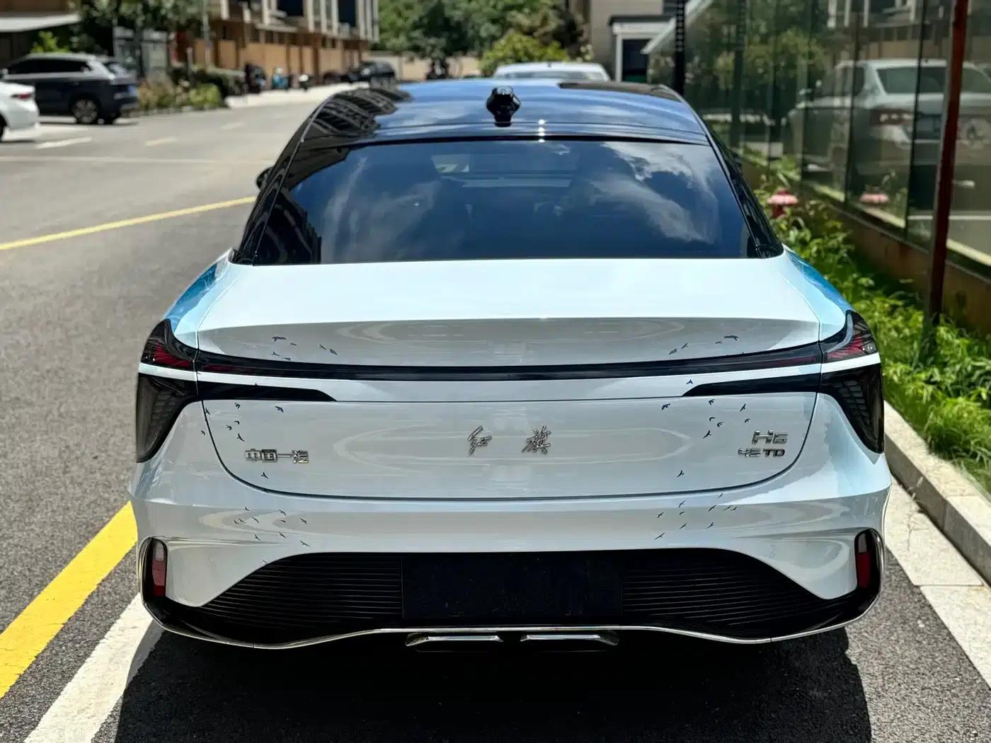 Hongqi H6 2025 2.0T Premium Edition — миниатюра 11