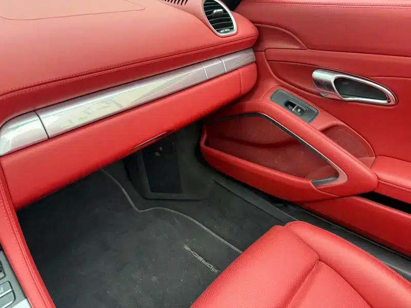 2016 Porsche 718 Boxster 2.0T — миниатюра 11
