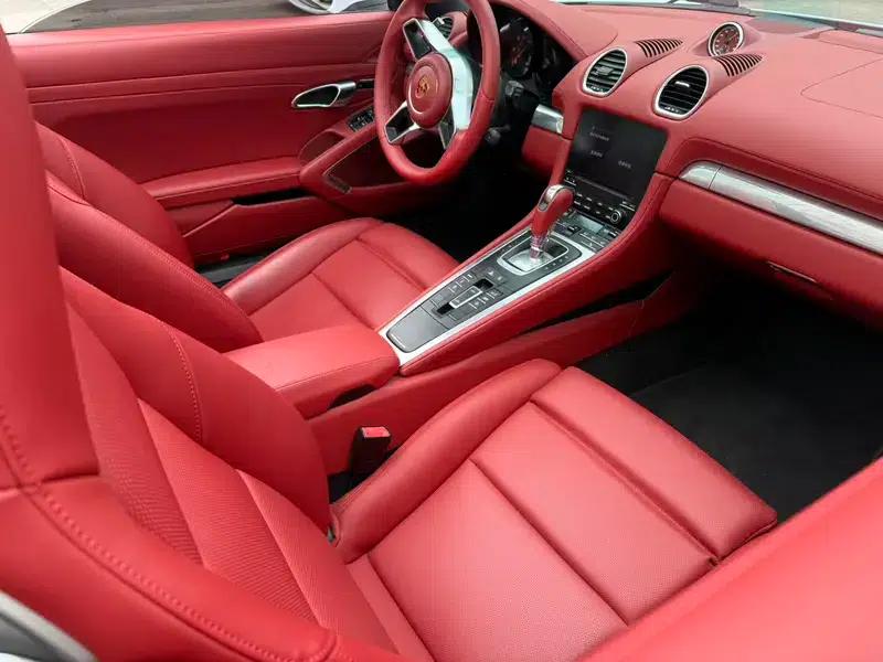 2016 Porsche 718 Boxster 2.0T — миниатюра 13