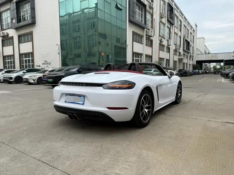 2016 Porsche 718 Boxster 2.0T — миниатюра 7
