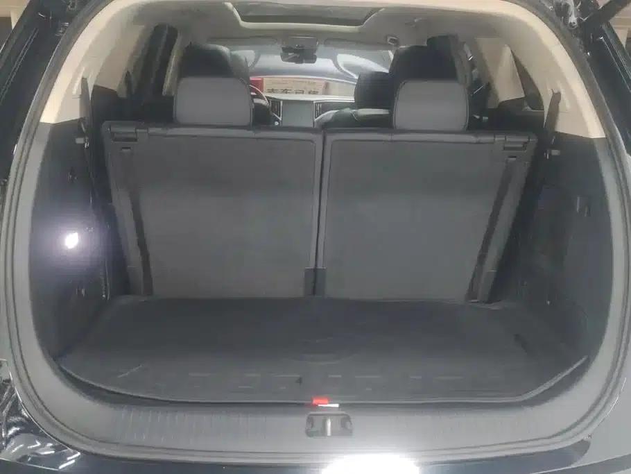 Hongqi HS7 PHEV 2024 2.0T PHEV 2WD Flagship Edition 6-seater — миниатюра 4