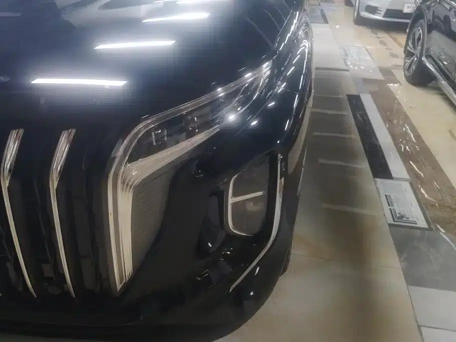 Hongqi HS7 PHEV 2024 2.0T PHEV 2WD Flagship Edition 6-seater — миниатюра 5