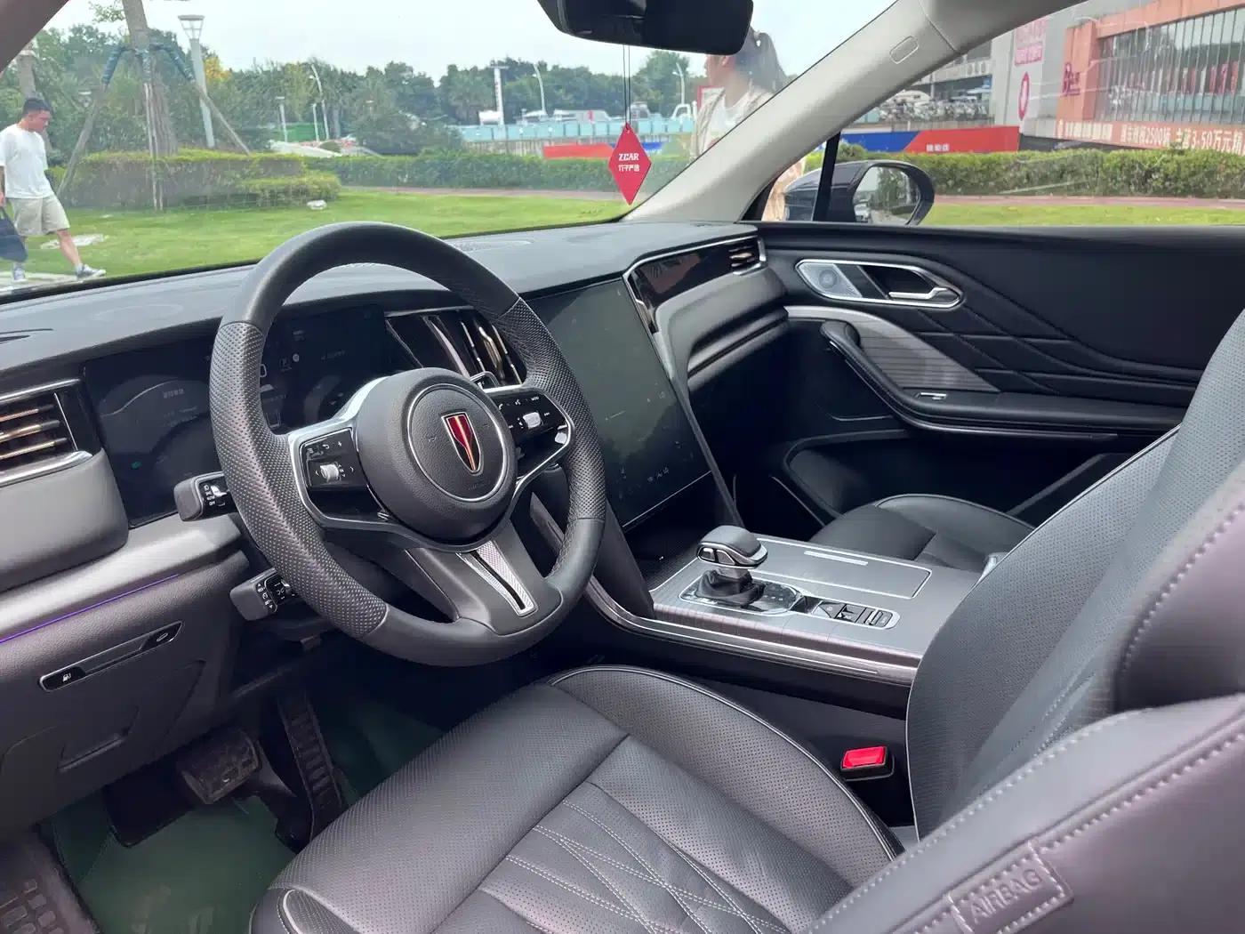 Hongqi HS7 PHEV 2024 2.0T PHEV 4WD Flagship Edition 7-seater — миниатюра 11