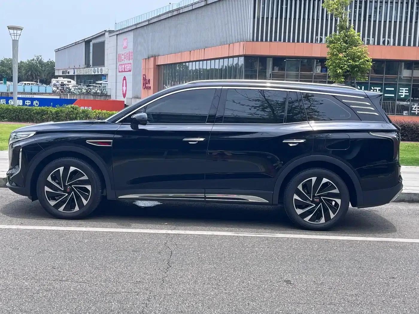 Hongqi HS7 PHEV 2024 2.0T PHEV 4WD Flagship Edition 7-seater — миниатюра 7