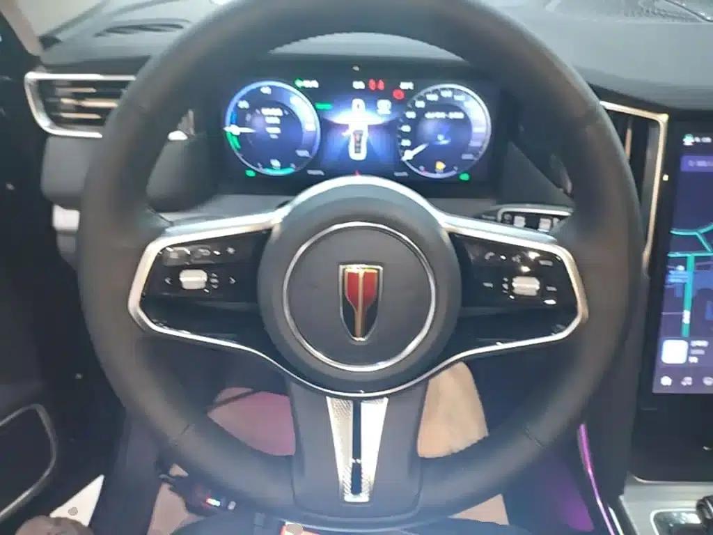 Hongqi HS7 PHEV 2024 2.0T PHEV 4WD Flagship Edition 7-seater — миниатюра 11