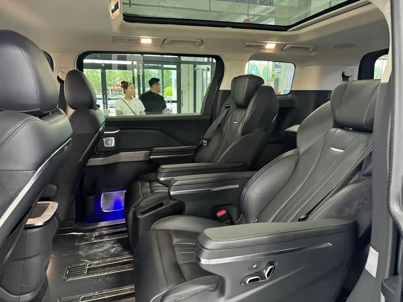 Hongqi HQ9 2023 2.0T Intelligent Flagship Edition — миниатюра 9