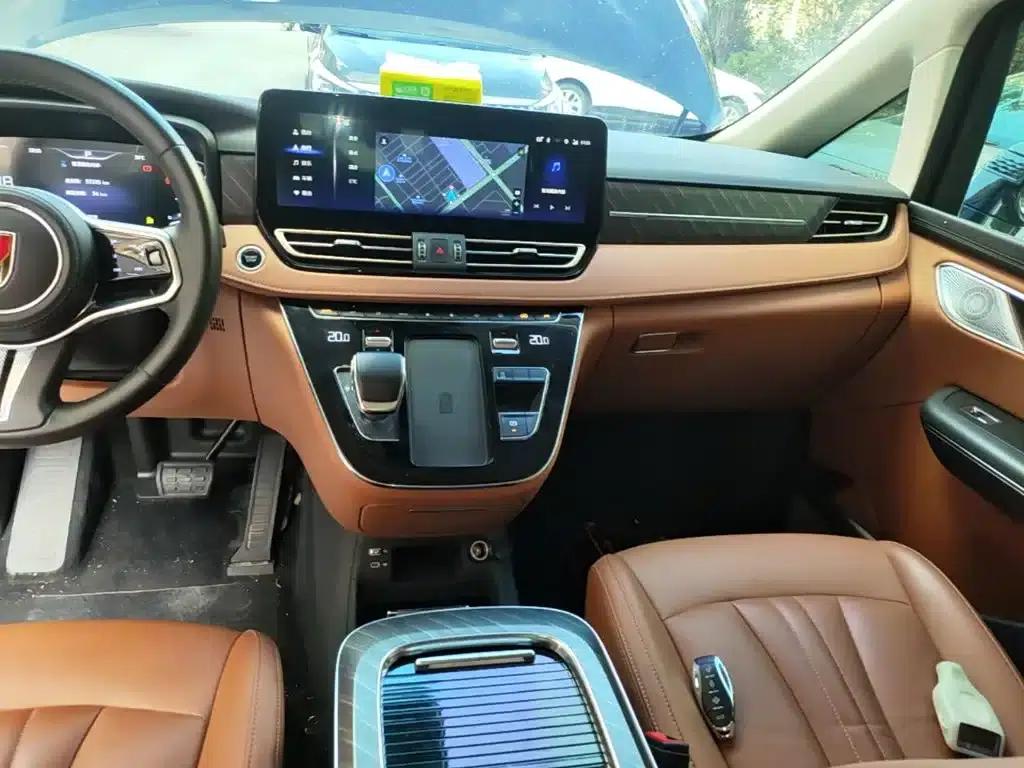 Hongqi HQ9 2023 2.0T Intelligent Flagship Edition — миниатюра 13