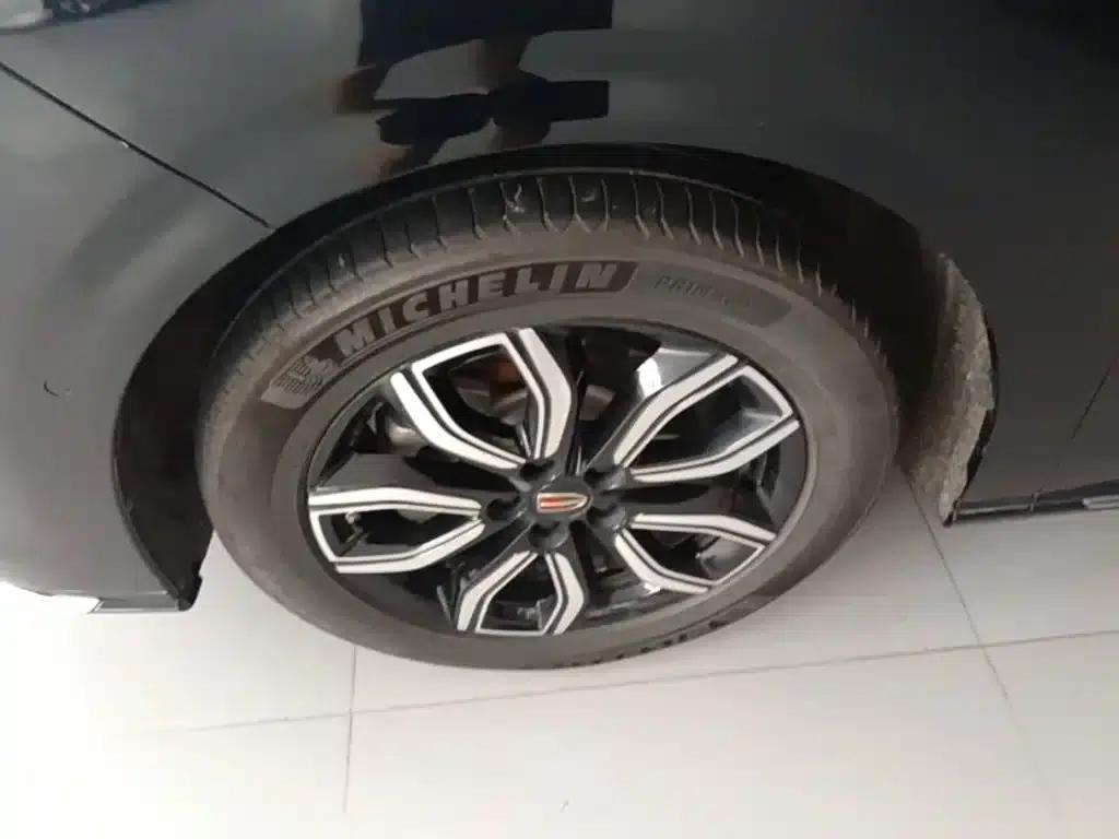 Hongqi HQ9 2023 2.0T Intelligent Flagship Edition — миниатюра 23