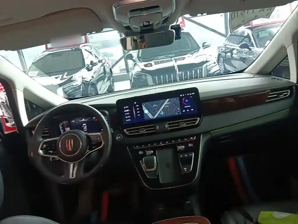 Hongqi HQ9 2023 2.0T Intelligent Flagship Edition — миниатюра 10