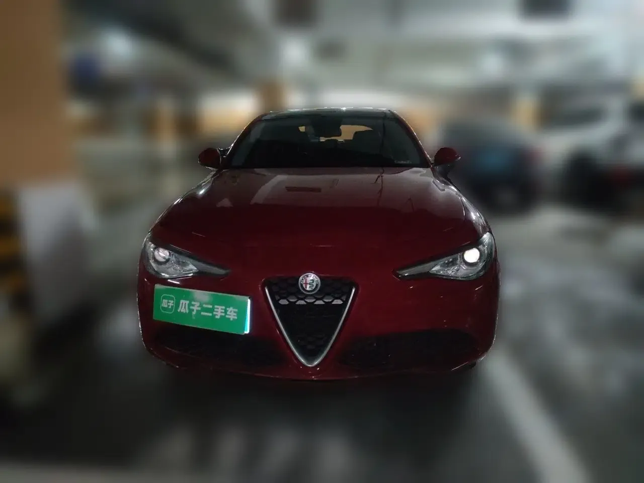 Alfa Romeo Giulia 2017 2.0T 200HP Luxury Edition — миниатюра 2