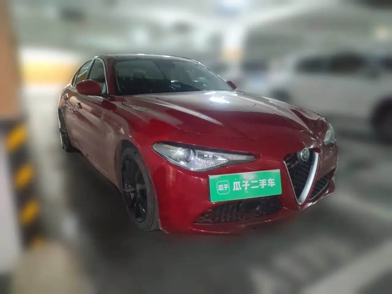 Alfa Romeo Giulia 2017 2.0T 200HP Luxury Edition — миниатюра 3
