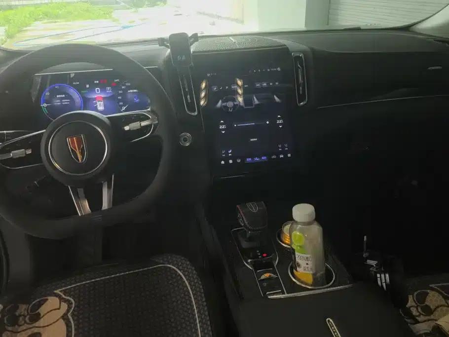 Hongqi HS3 PHEV 2024 Model, 115km/h Performance Edition — миниатюра 12