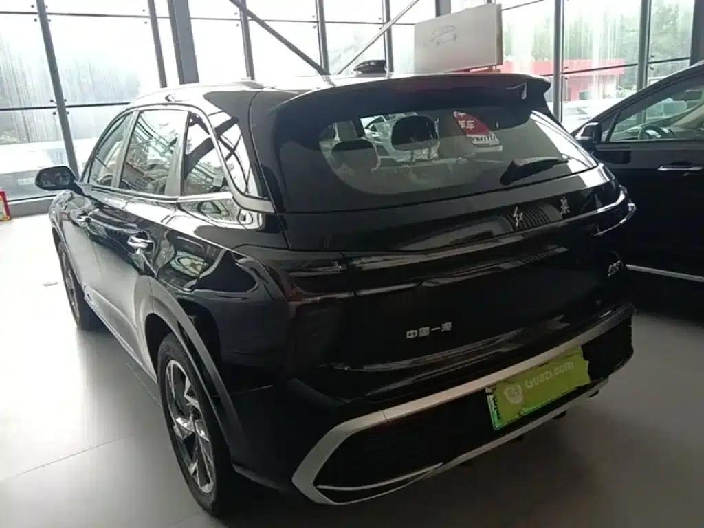 Hongqi HS3 PHEV 2025 Model 125km/h Jinwei 2 Millionth Unit Commemorative Edition — миниатюра 5