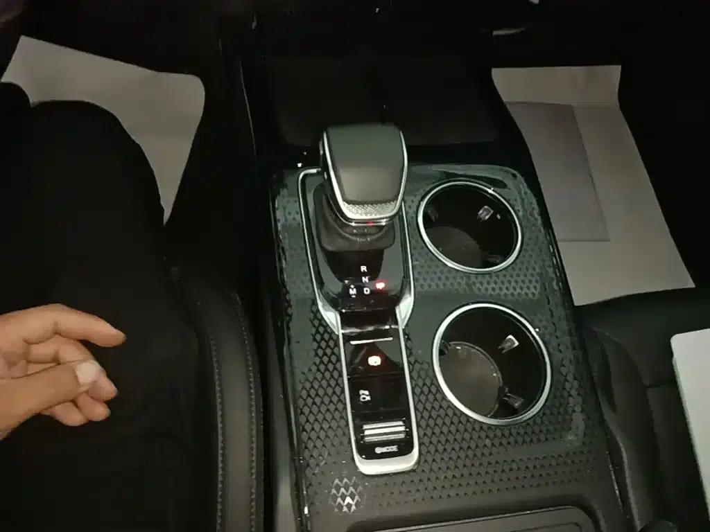 Hongqi HS3 2024 1.5T Goodness Edition — миниатюра 14