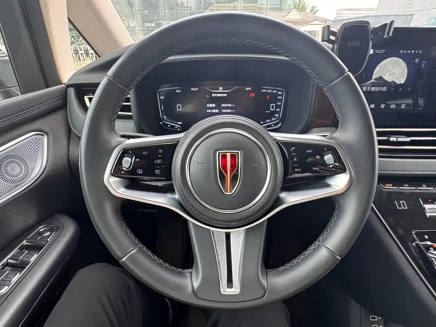 Hongqi HQ9 PHEV 2024 2.0T AWD Luxury Edition — миниатюра 8