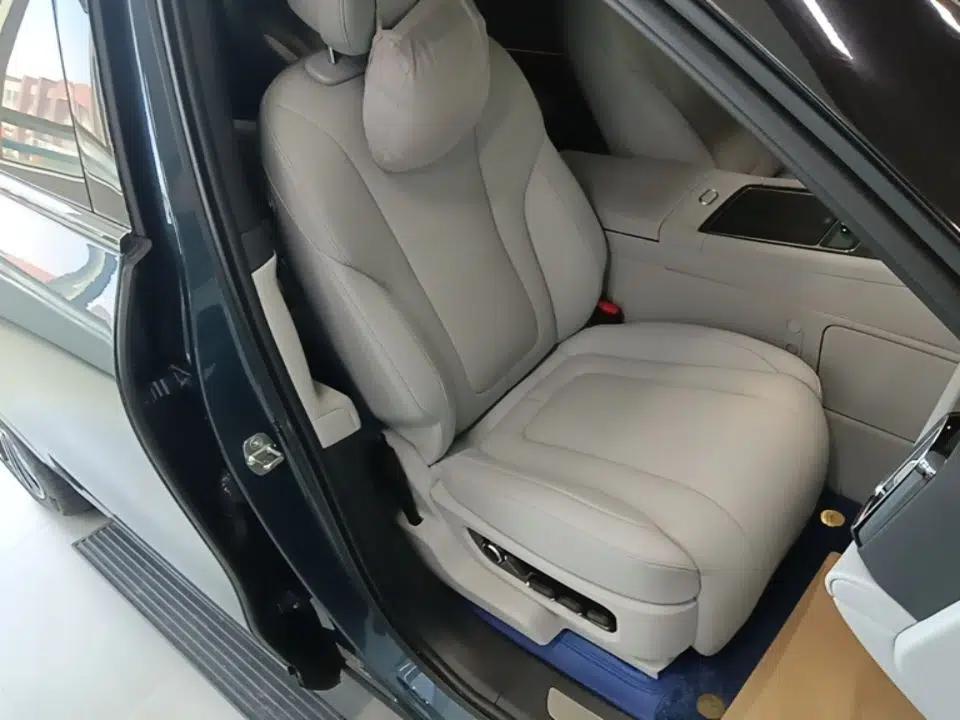 Hima AITO M9 2024 All-Electric Ultra Version 100 kWh 6-Seater Model — миниатюра 24