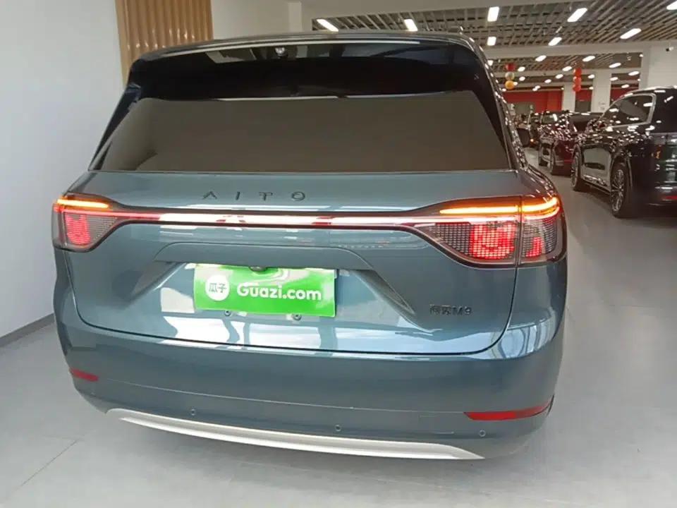 Hima AITO M9 2024 All-Electric Ultra Version 100 kWh 6-Seater Model — миниатюра 5