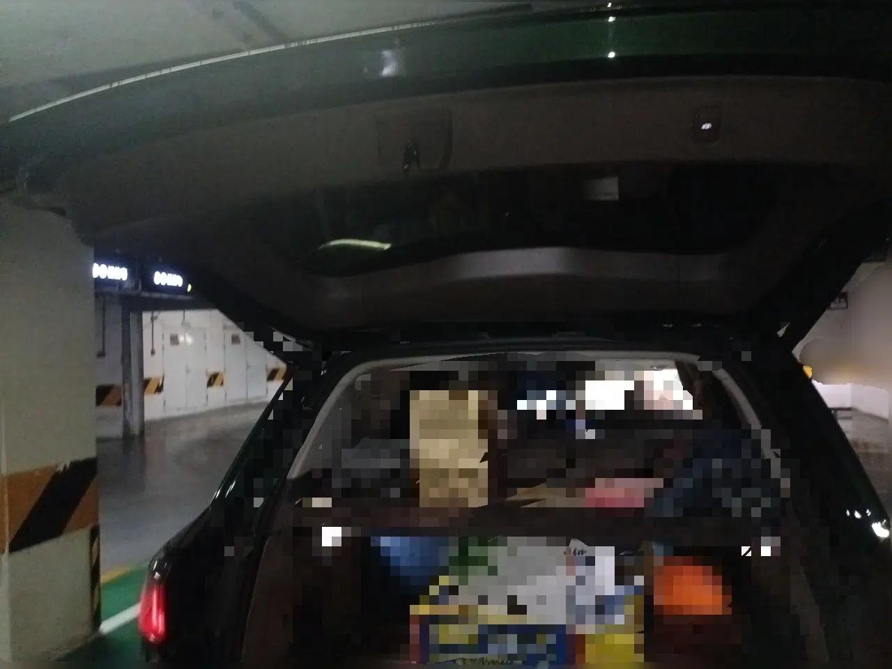 Hima AITO M9 2024 Range-Extended Ultra Version 52 kWh 5-Seater Model — миниатюра 19
