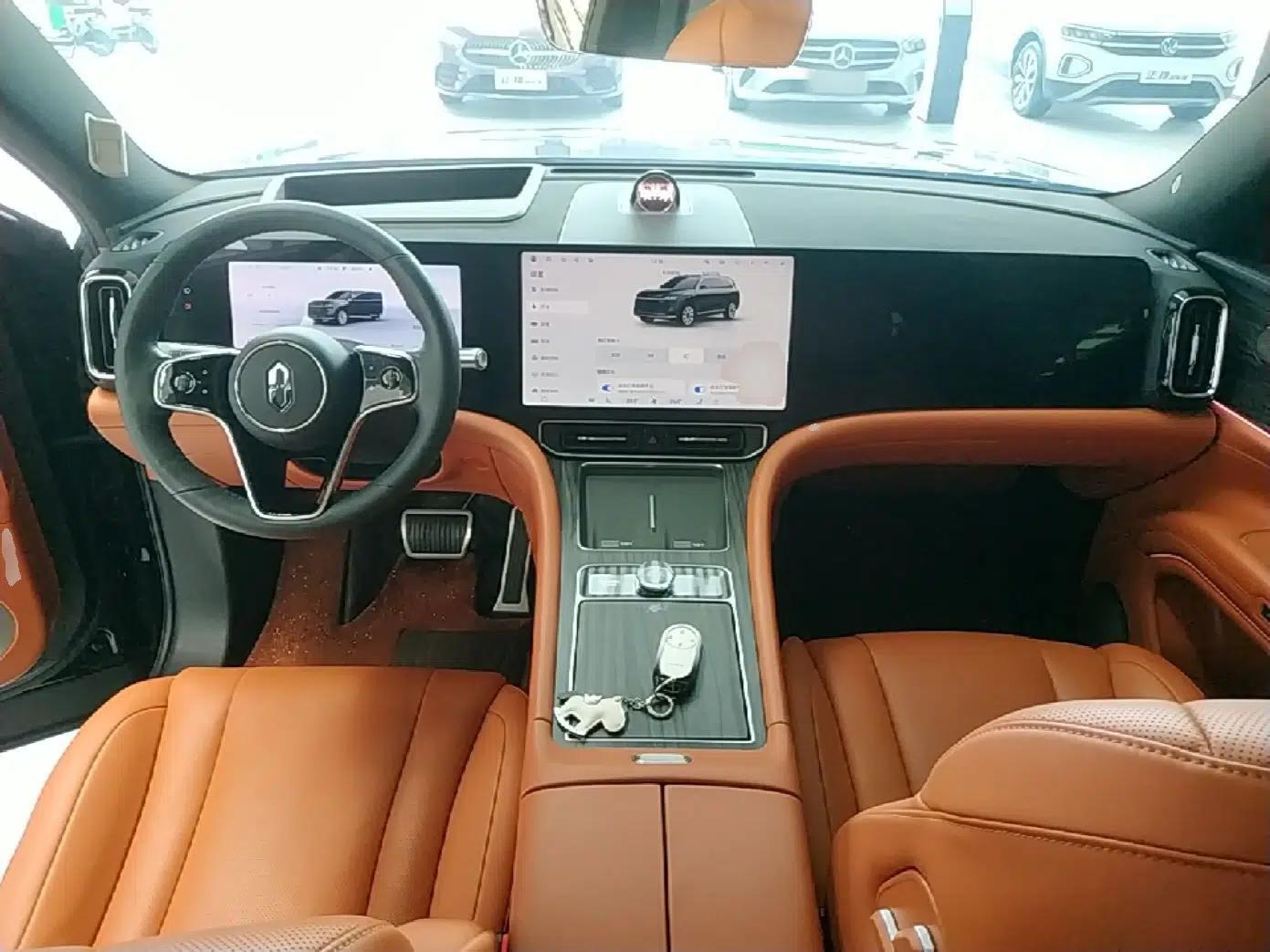 Hima AITO M9 2024 Range-Extended Ultra Version 42 kWh 6-Seater Model — миниатюра 12