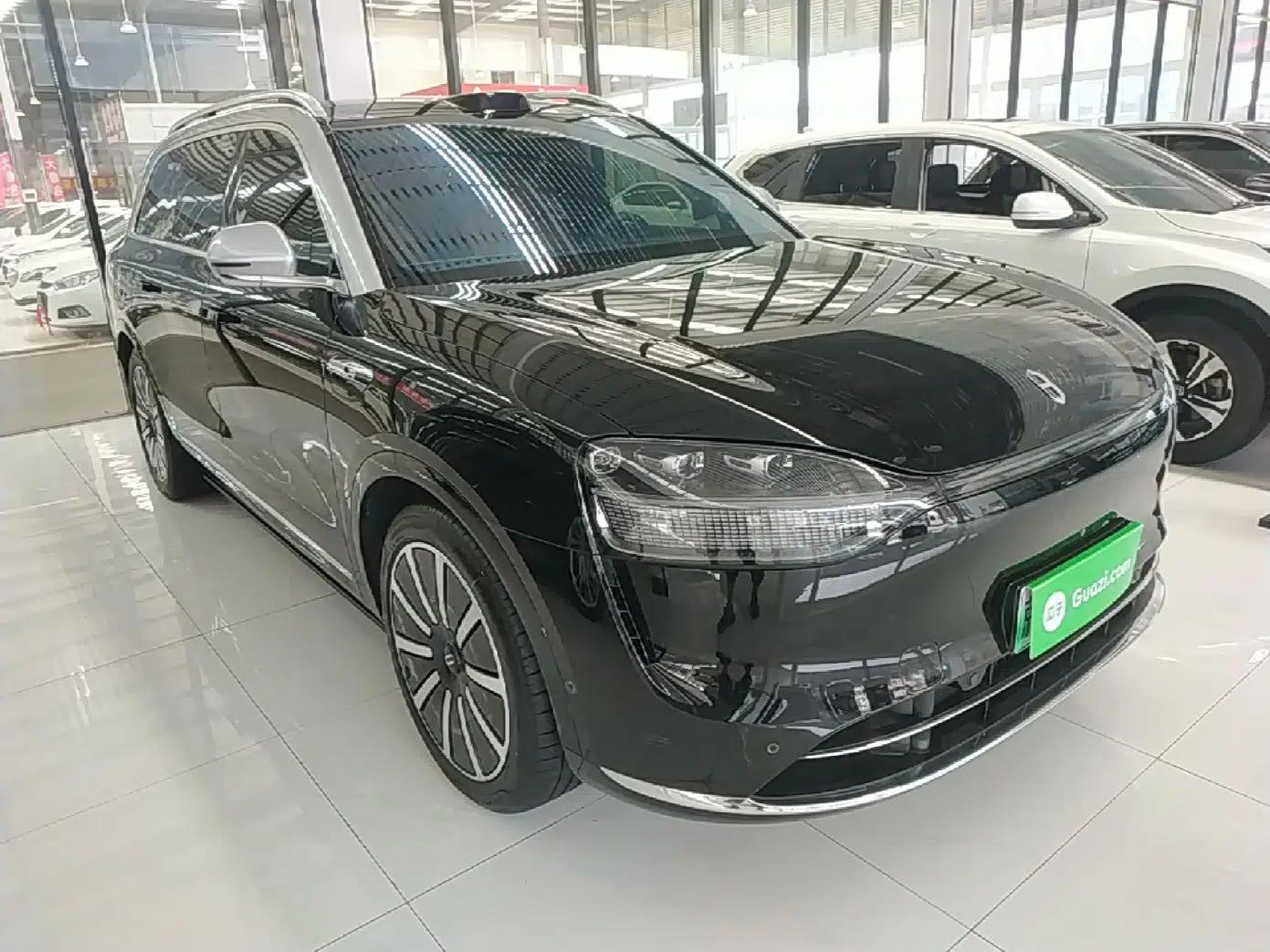 Hima AITO M9 2024 Range-Extended Ultra Version 42 kWh 6-Seater Model — миниатюра 3