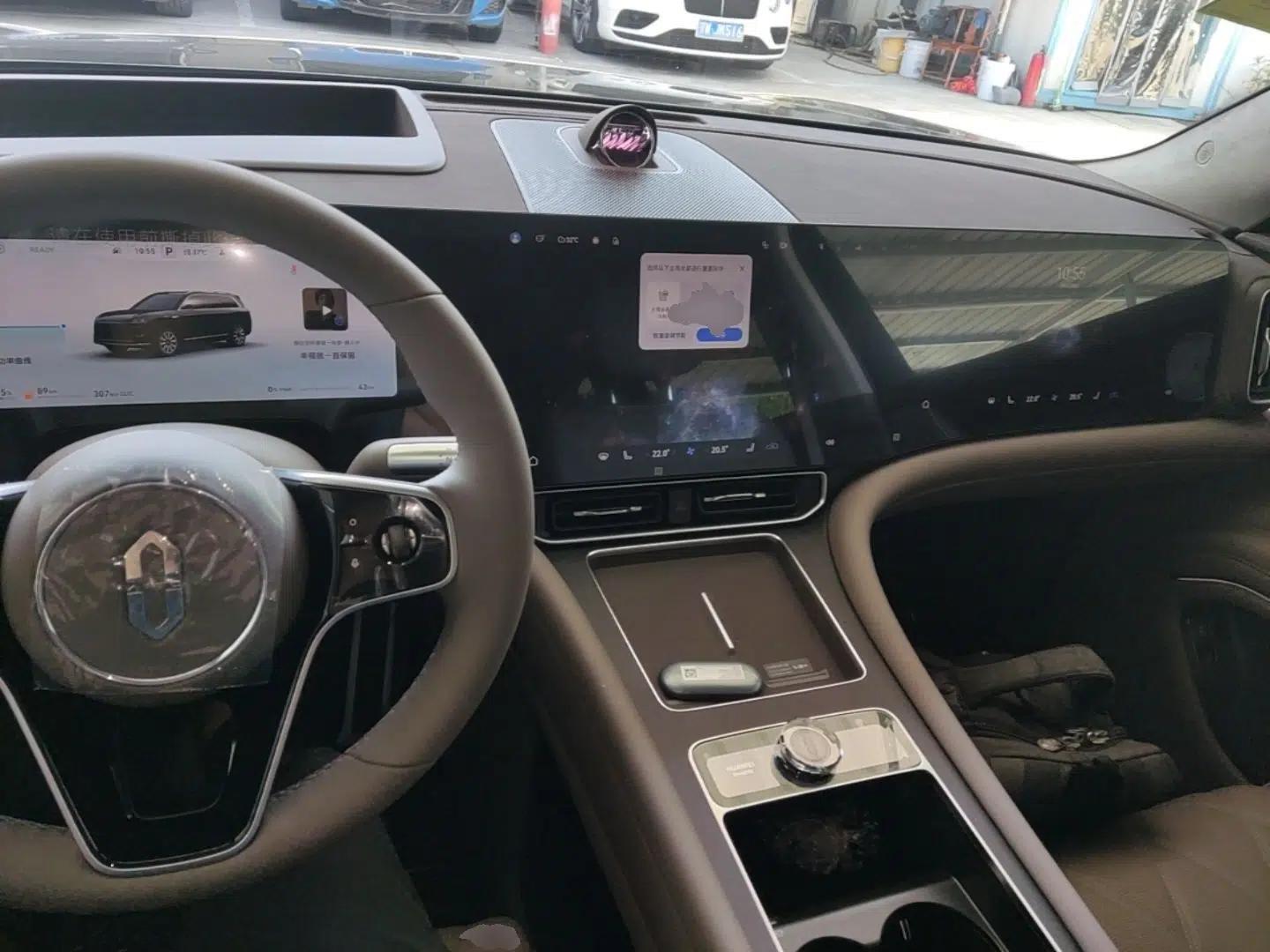 Hima AITO M9 2025 Model Range-Extended Max Edition 52kWh 5-seater (896-line LiDAR) — миниатюра 12