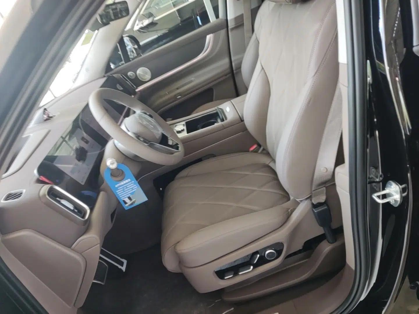 Hima AITO M9 2025 Model Range-Extended Max Edition 52kWh 5-seater (896-line LiDAR) — миниатюра 17