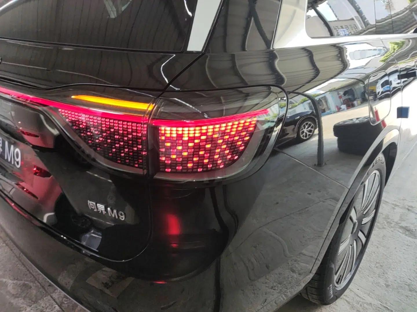 Hima AITO M9 2025 Model Range-Extended Max Edition 52kWh 5-seater (896-line LiDAR) — миниатюра 9